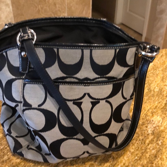 Coach Handbags - Coach bag